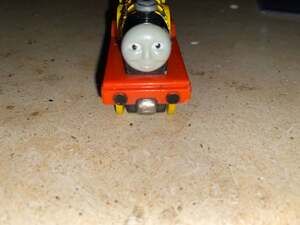 2006 Thomas & Friends Take Along Molly Die-Cast Metal Magnetic Train Engine